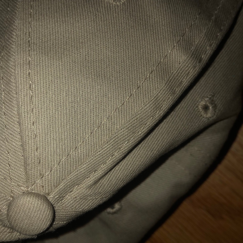 Hat - Picture 4 of 4